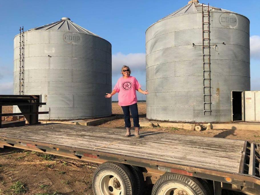 Silo House At Laughing Llama Farm Troy Exterior foto